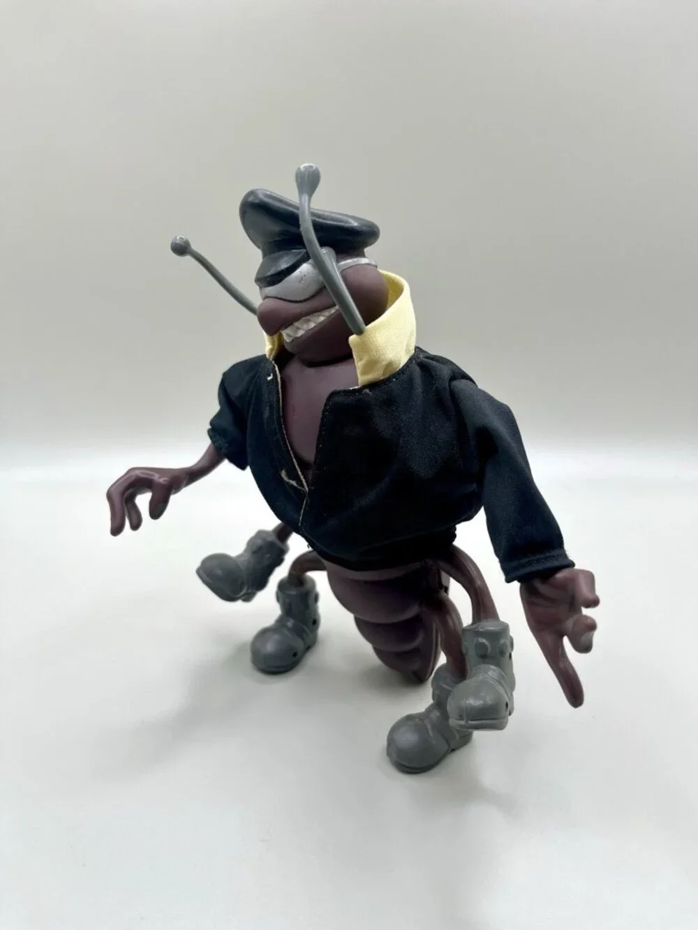 Vintage 1992 Kenner Capitol Critters Kid Vicious Evil Roach Squash Em Figure